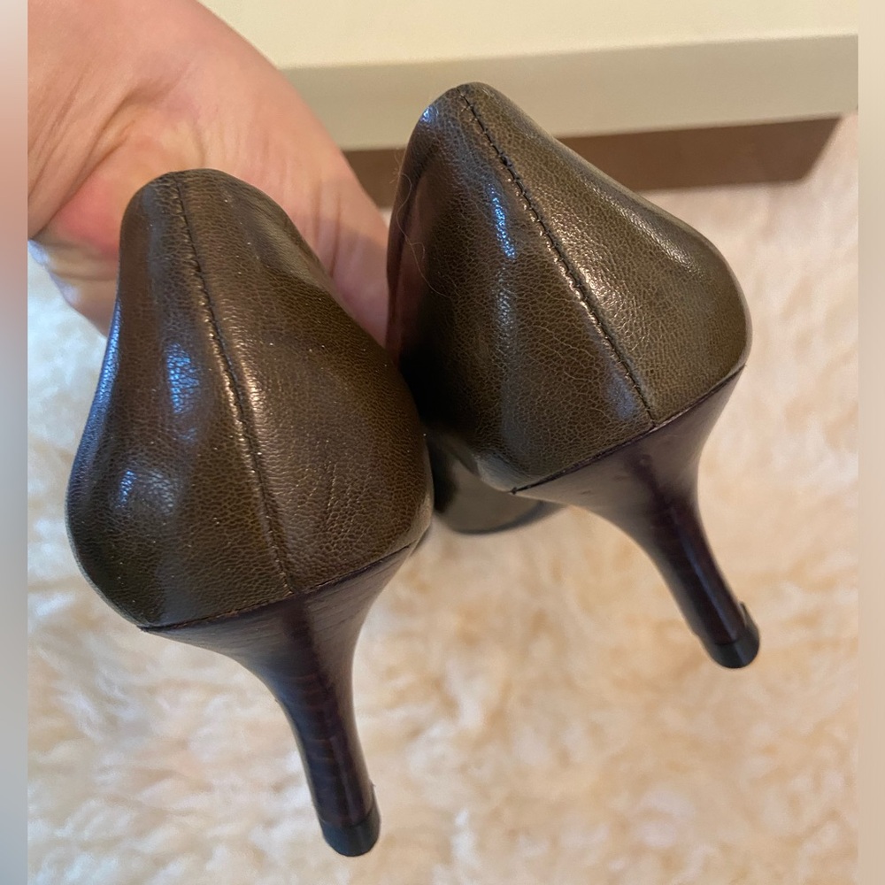 Franco Sarto olive green pointed toe kitten heel NIB - Picture 5 of 13